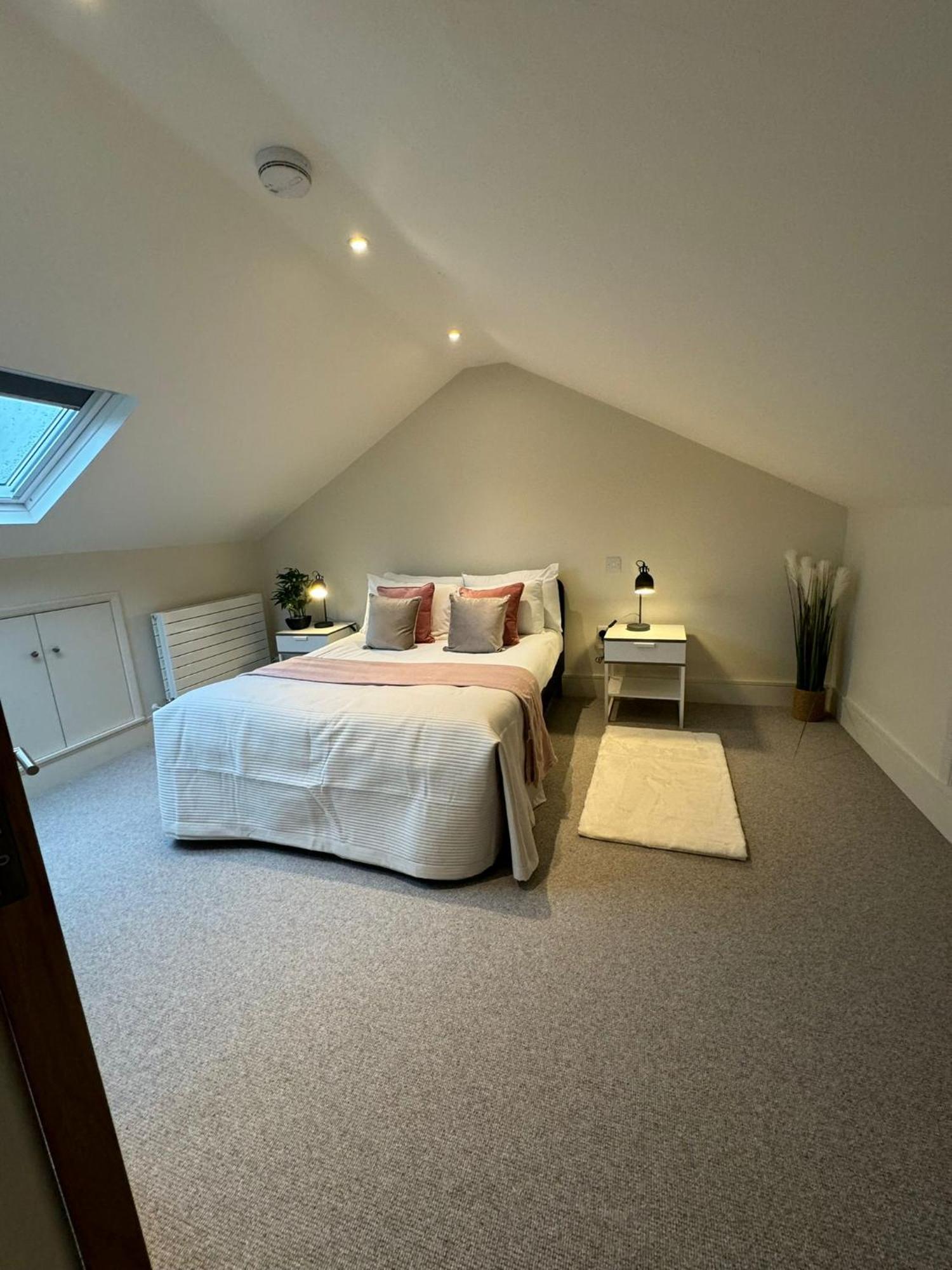 Apartmán Osbourne House Pink 2 Bed, 2 And Half Bath Birmingham Exteriér fotografie