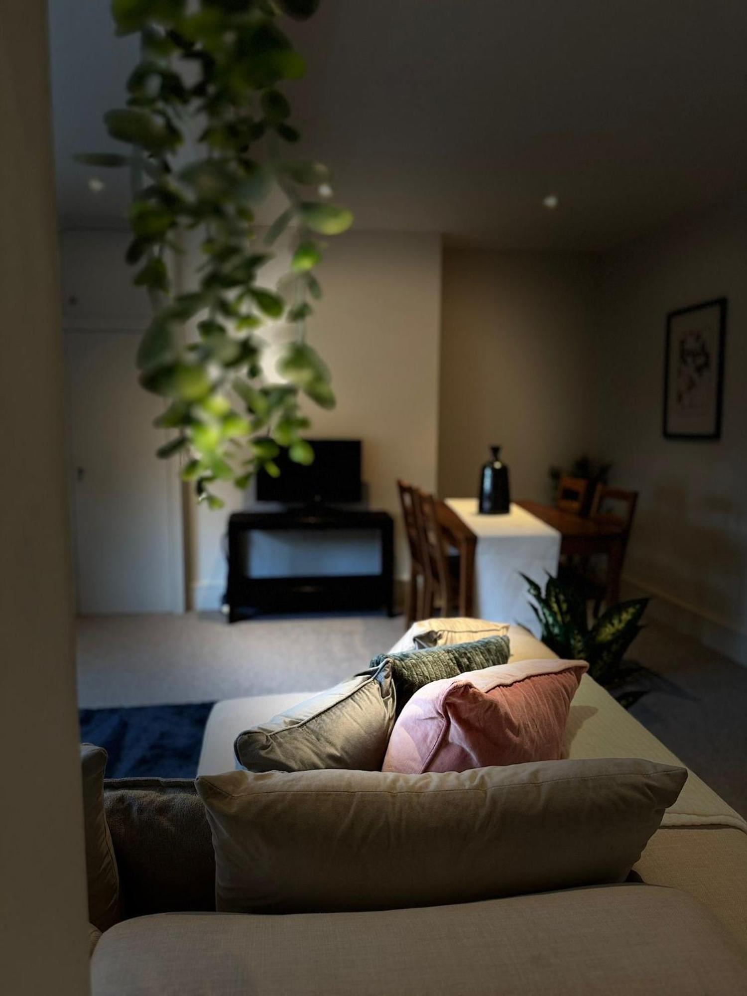 Apartmán Osbourne House Pink 2 Bed, 2 And Half Bath Birmingham Exteriér fotografie