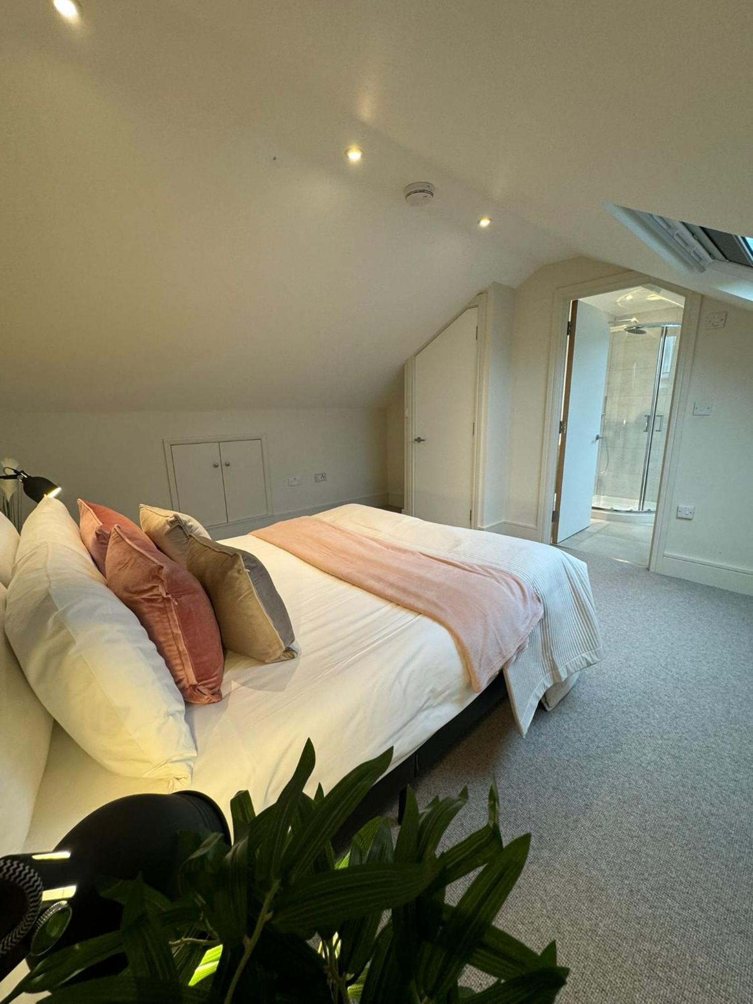 Apartmán Osbourne House Pink 2 Bed, 2 And Half Bath Birmingham Exteriér fotografie