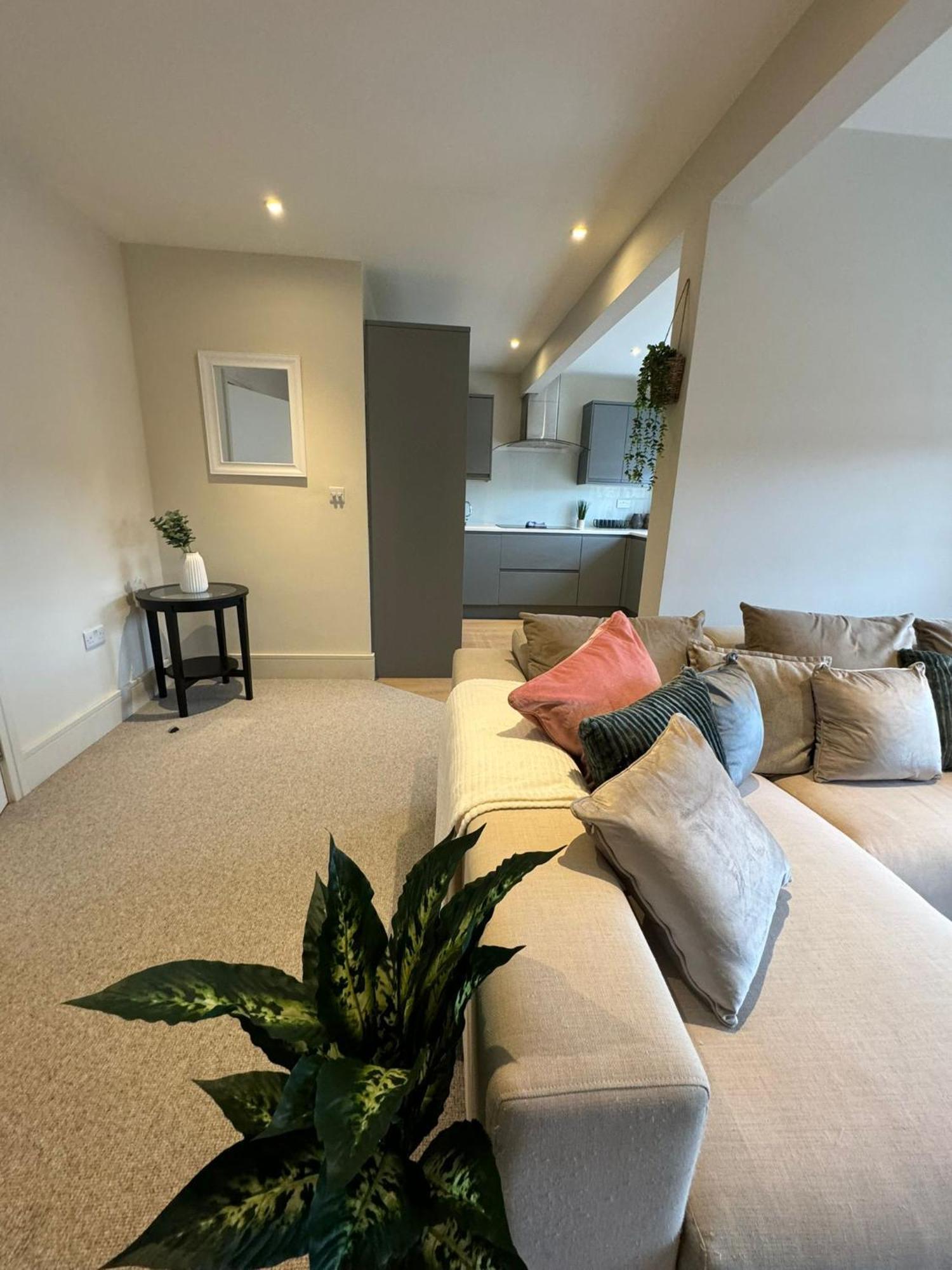 Apartmán Osbourne House Pink 2 Bed, 2 And Half Bath Birmingham Exteriér fotografie