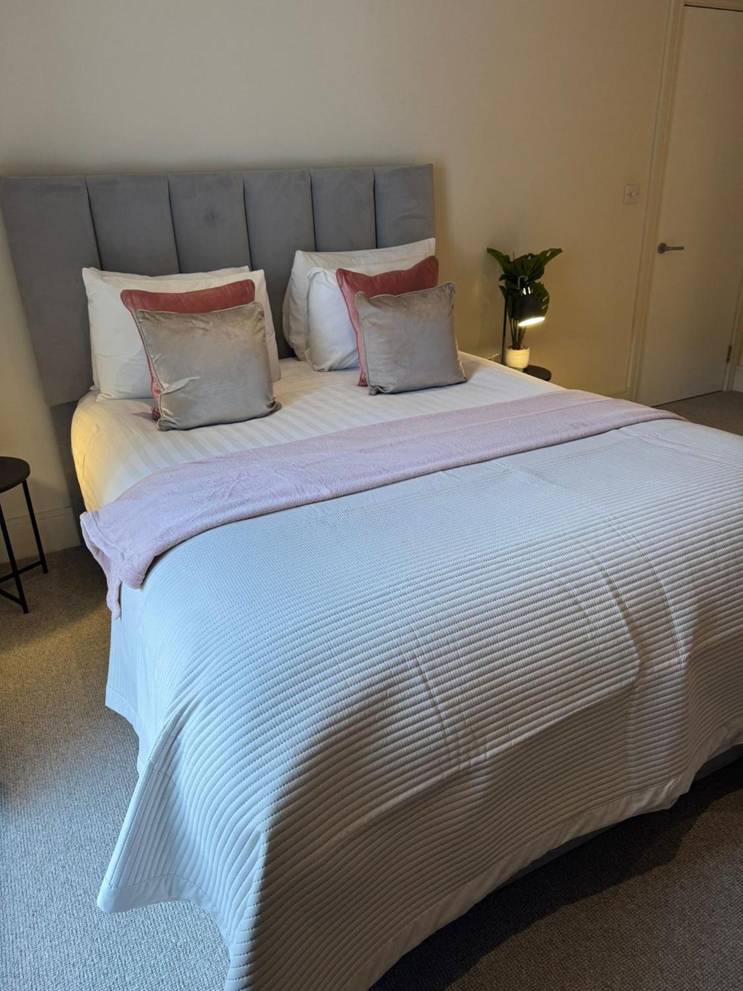 Apartmán Osbourne House Pink 2 Bed, 2 And Half Bath Birmingham Exteriér fotografie