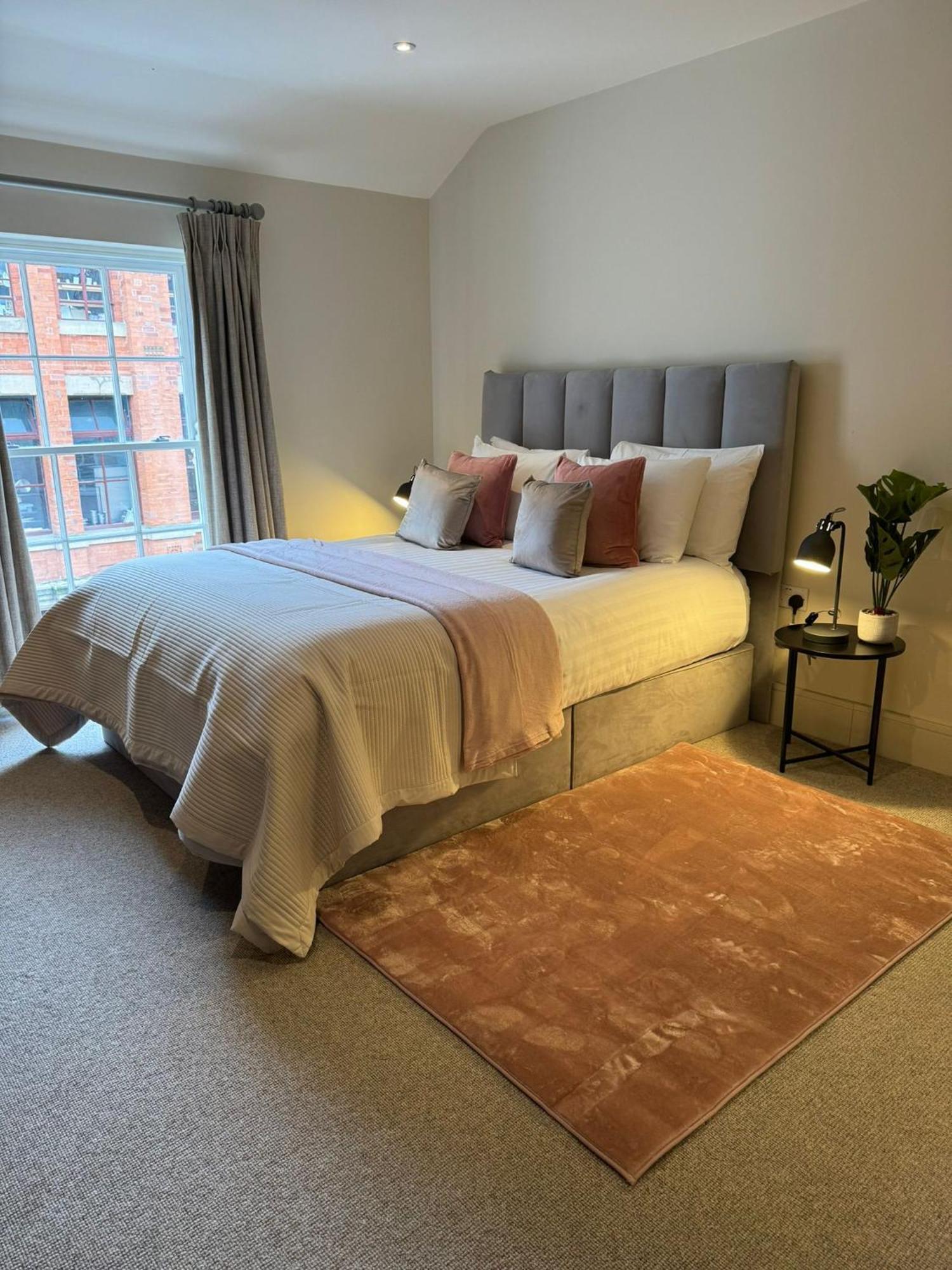 Apartmán Osbourne House Pink 2 Bed, 2 And Half Bath Birmingham Exteriér fotografie
